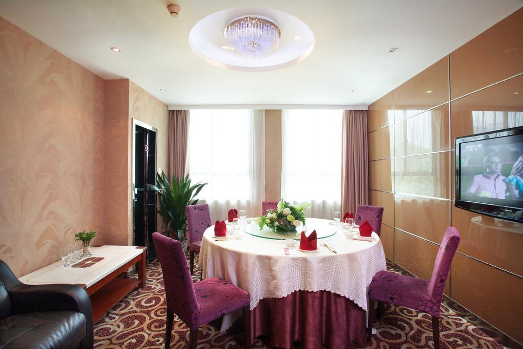 Shenzhen Luohu Art Hotel, Dongmen Shopping Center Экстерьер фото