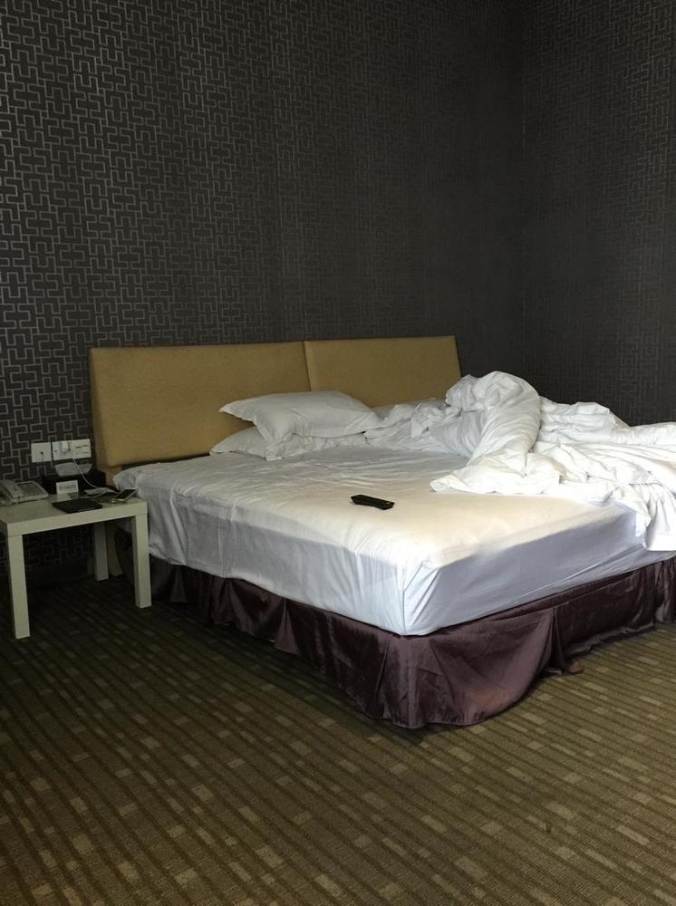 Shenzhen Luohu Art Hotel, Dongmen Shopping Center Экстерьер фото